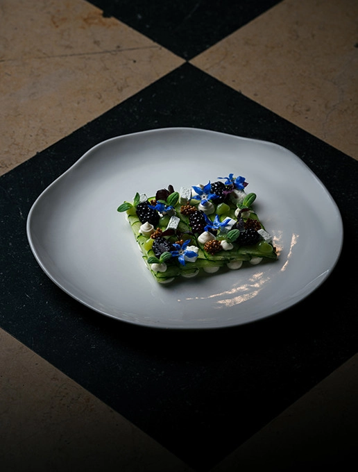 Elaborate dish to enjoy at the Dans le Noir ? restaurant