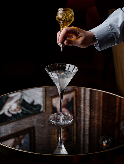 A surprising cocktail served for Father's Day at the Dans le Noir ? restaurant